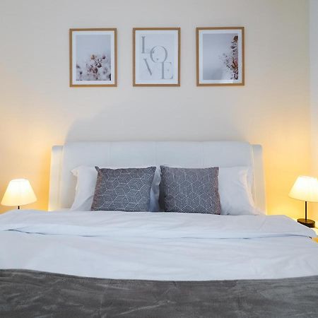 Bohemian Bliss Apartment Sibiu Bagian luar foto