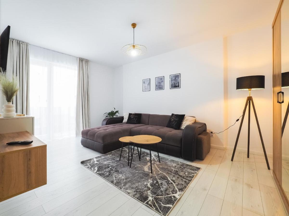Bohemian Bliss Apartment Sibiu Bagian luar foto
