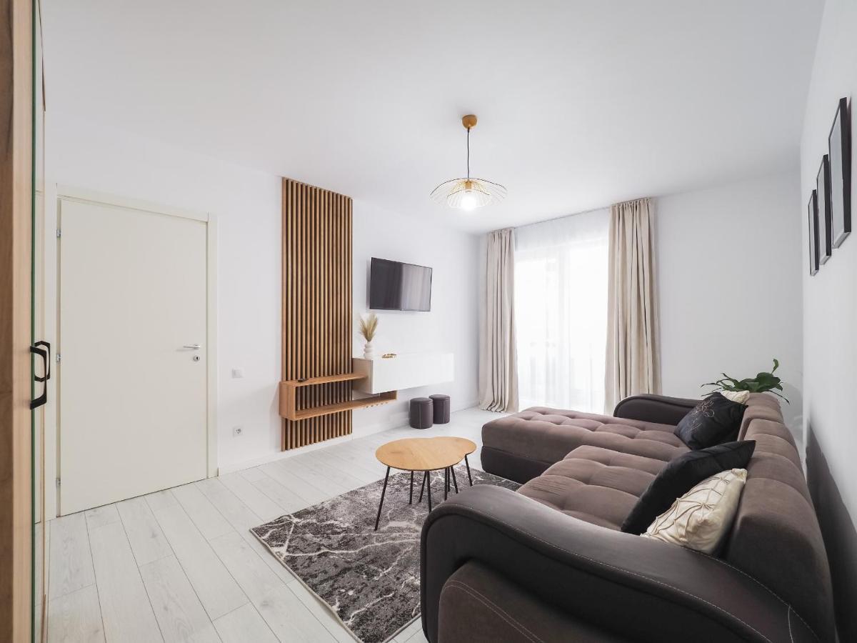 Bohemian Bliss Apartment Sibiu Bagian luar foto